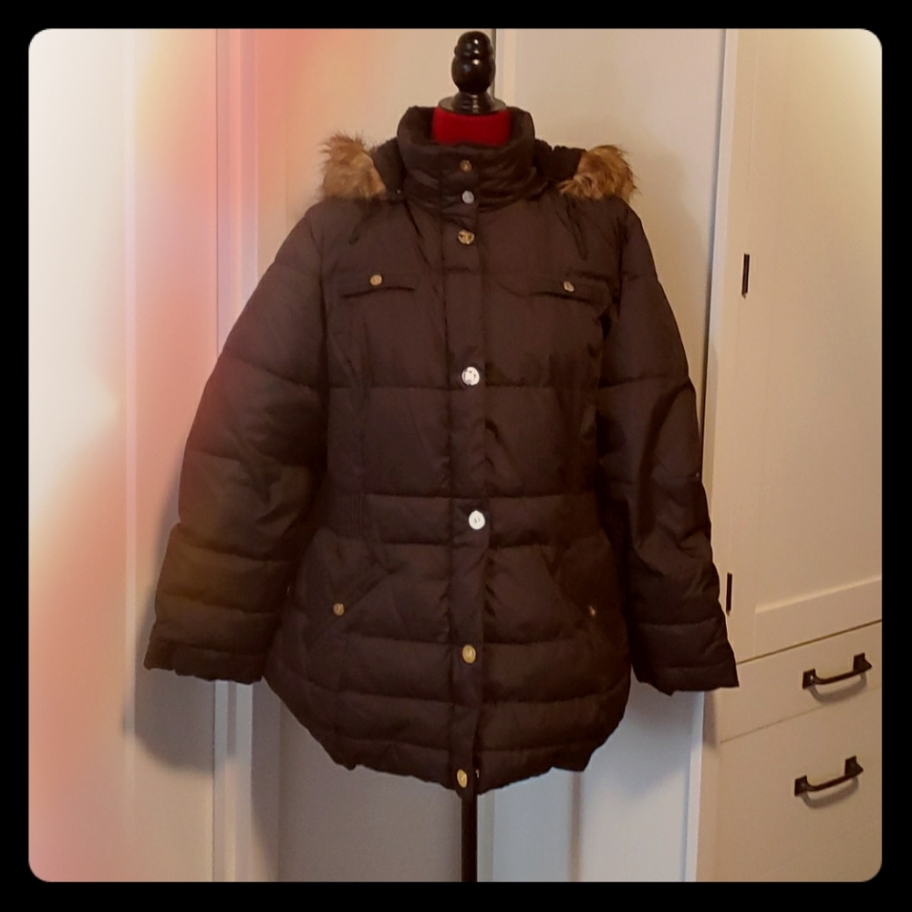 🔻Faux Fur Hood Coat Laundry by Design - Picture 3 of 8